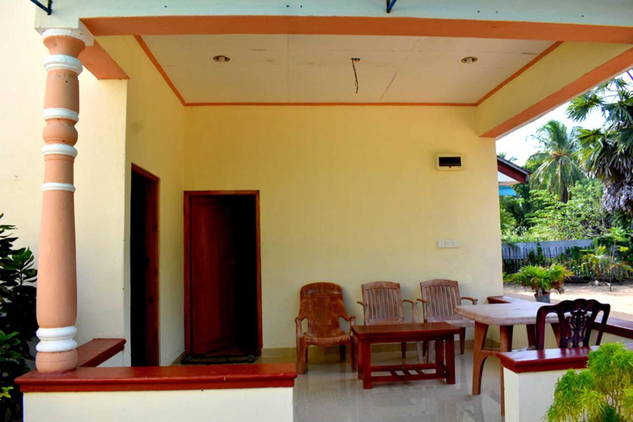 Yaswi Guest House Passikudah Luaran gambar