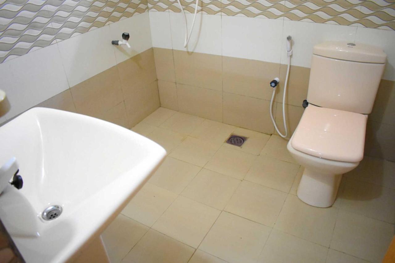 Yaswi Guest House Passikudah Luaran gambar