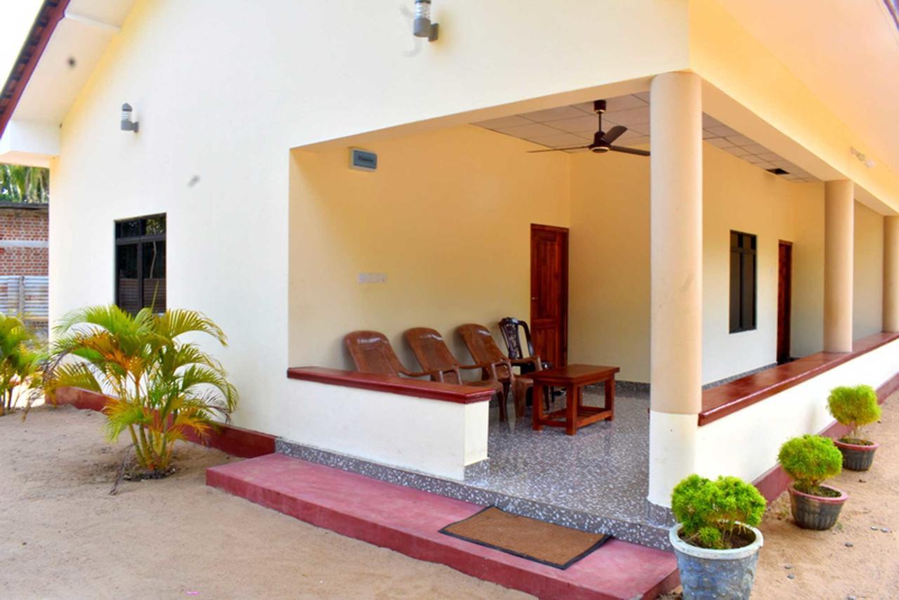 Yaswi Guest House Passikudah Luaran gambar